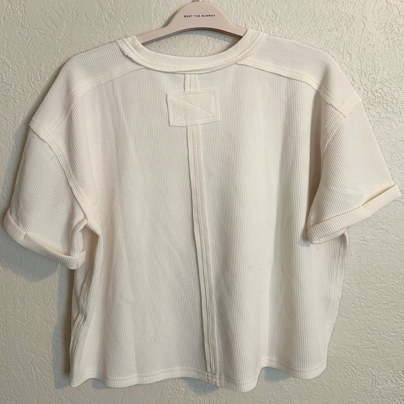 Relaxed Fit Ribbed Tee 🤍 - Picture 5 of 10